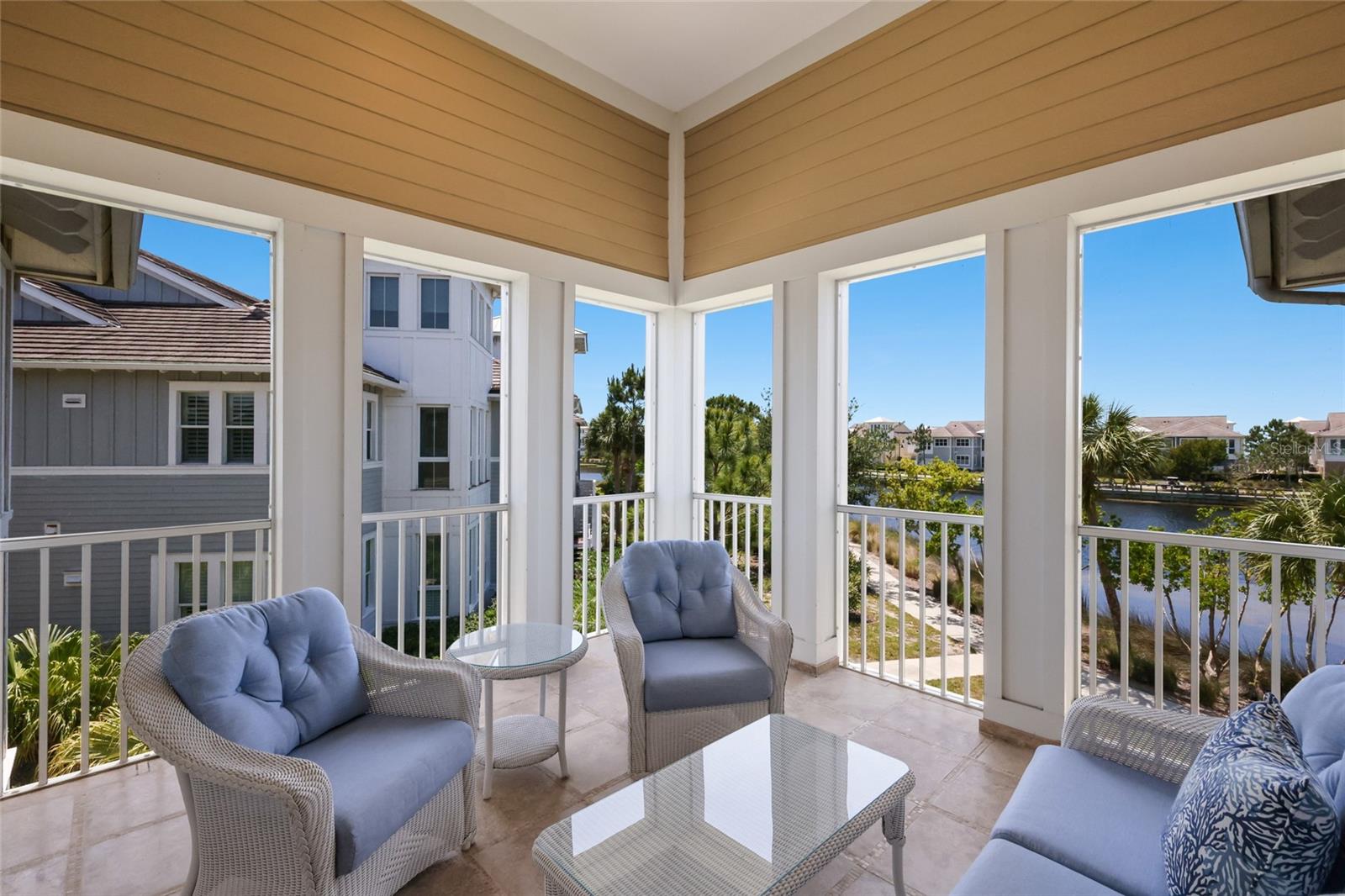 Image 30 of 70 For 258 Sapphire Lake Drive 202