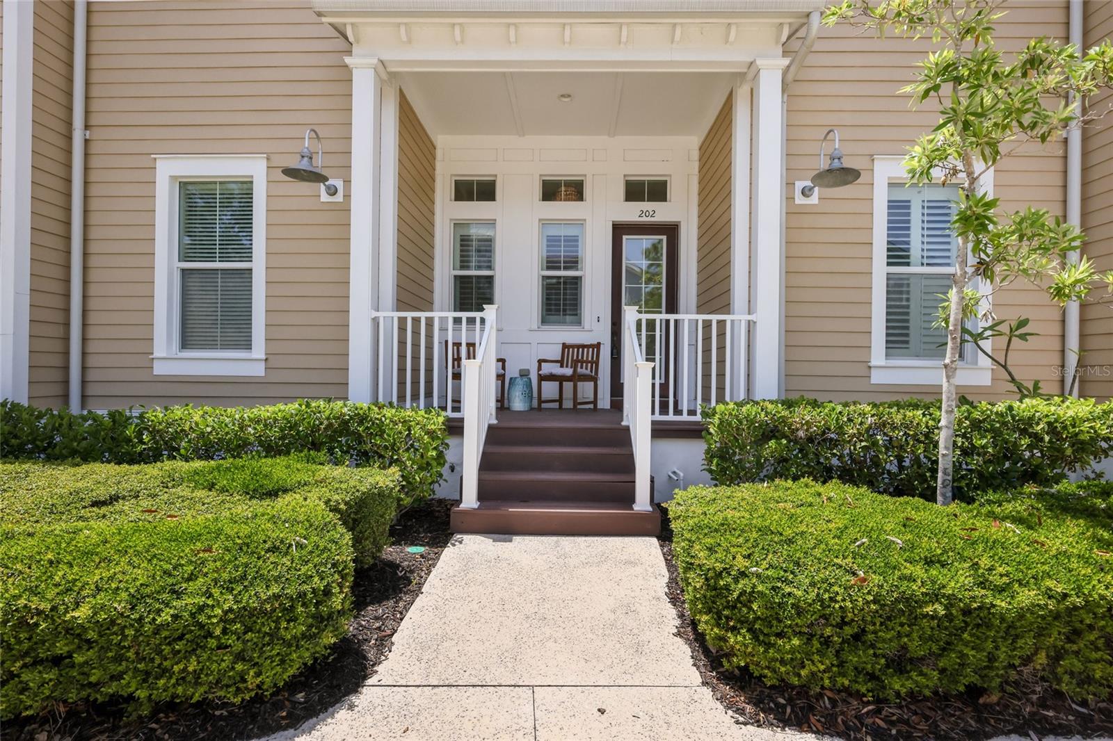 Image 4 of 70 For 258 Sapphire Lake Drive 202
