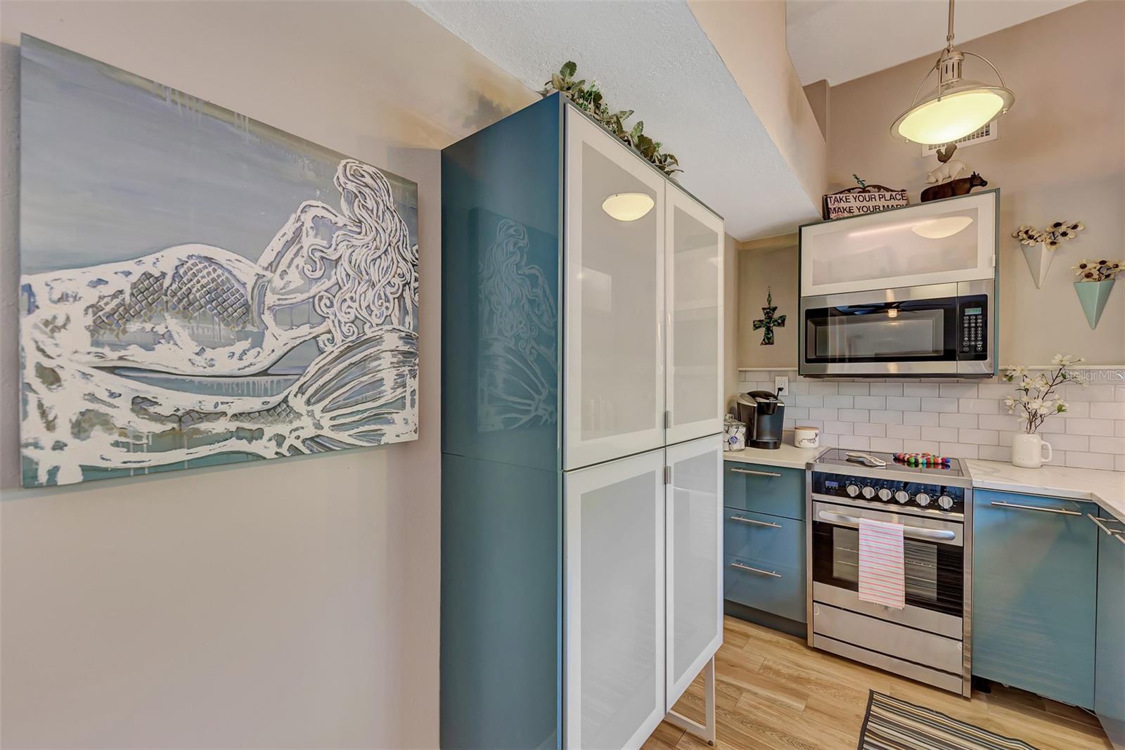 Image 15 of 39 For 1045 40th Street