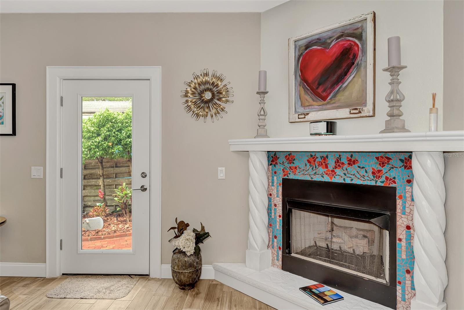 Image 3 of 39 For 1045 40th Street