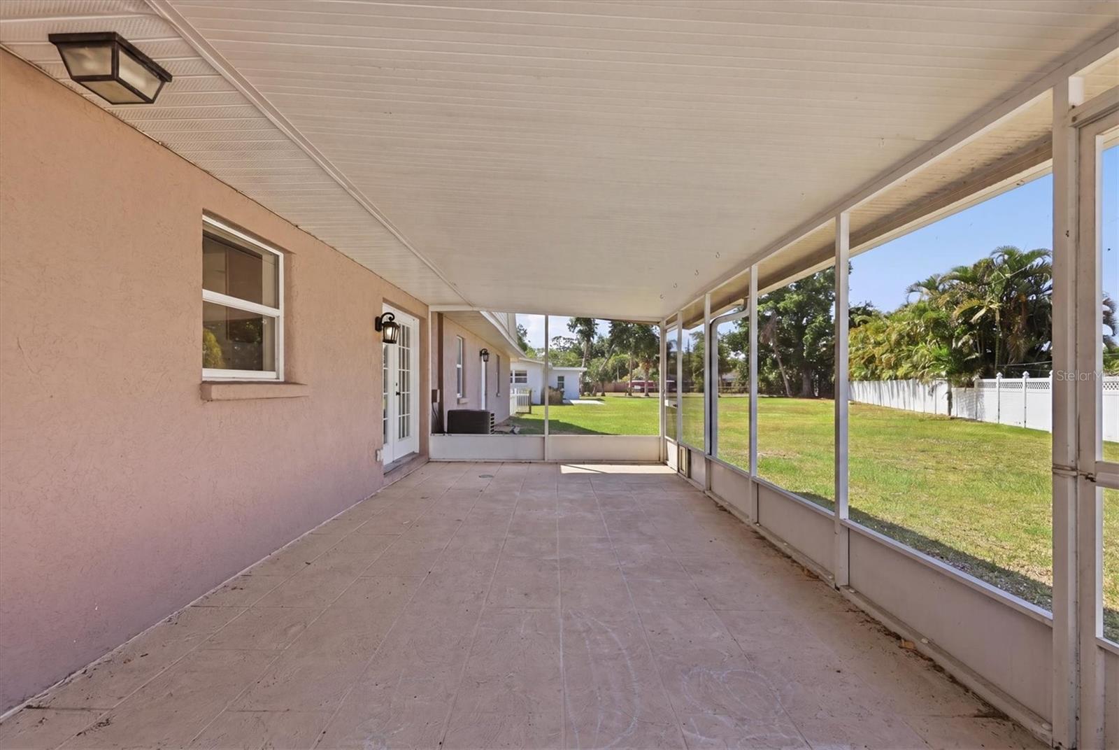 Image 33 of 38 For 6014 Border Lane