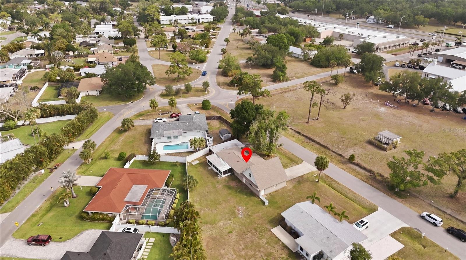 Image 35 of 38 For 6014 Border Lane