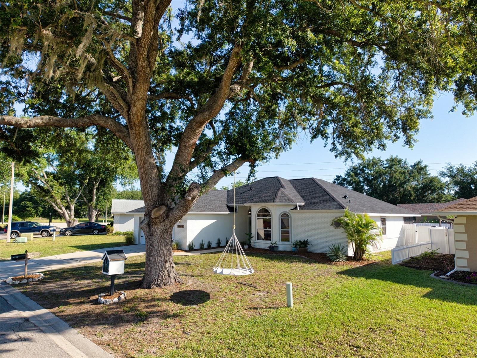 Image 33 of 40 For 3206 95th Drive E