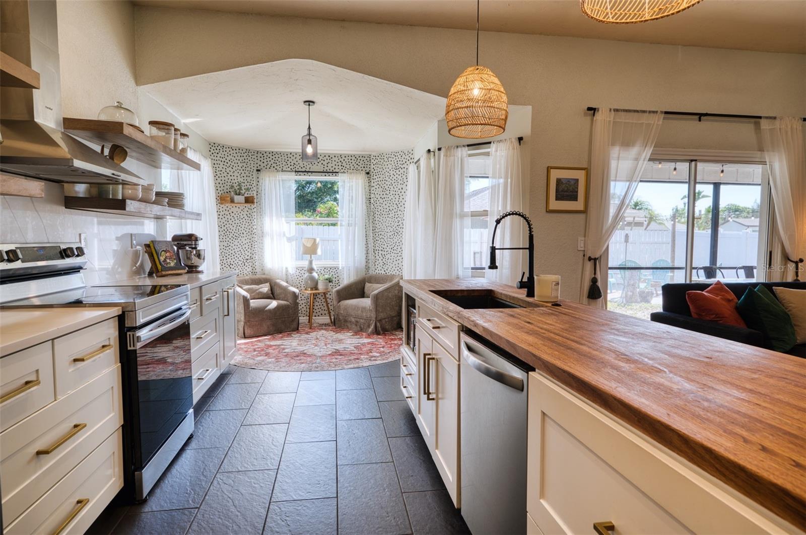 Image 6 of 40 For 3206 95th Drive E
