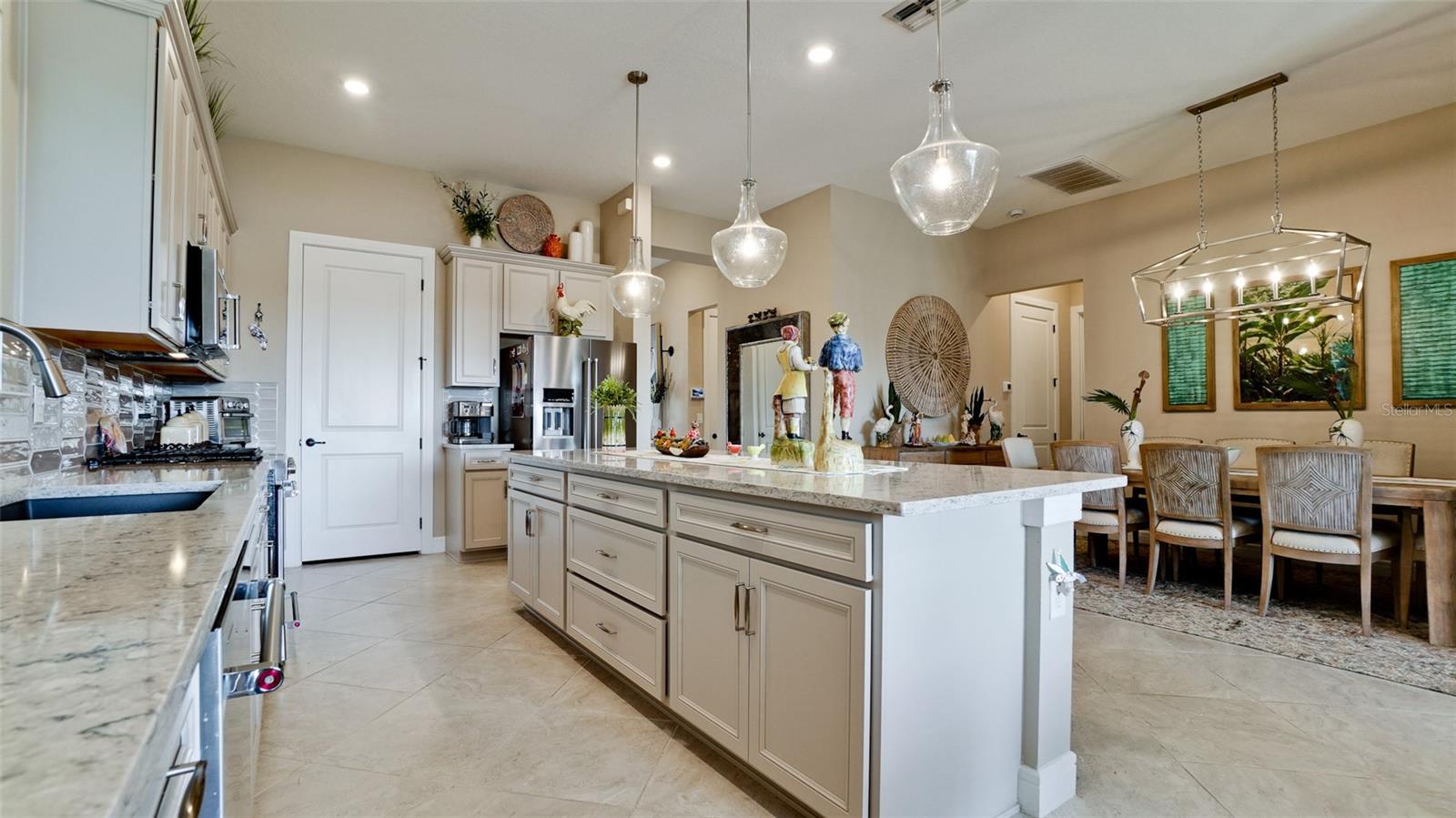 Image 16 of 58 For 8609 Seascape Cove