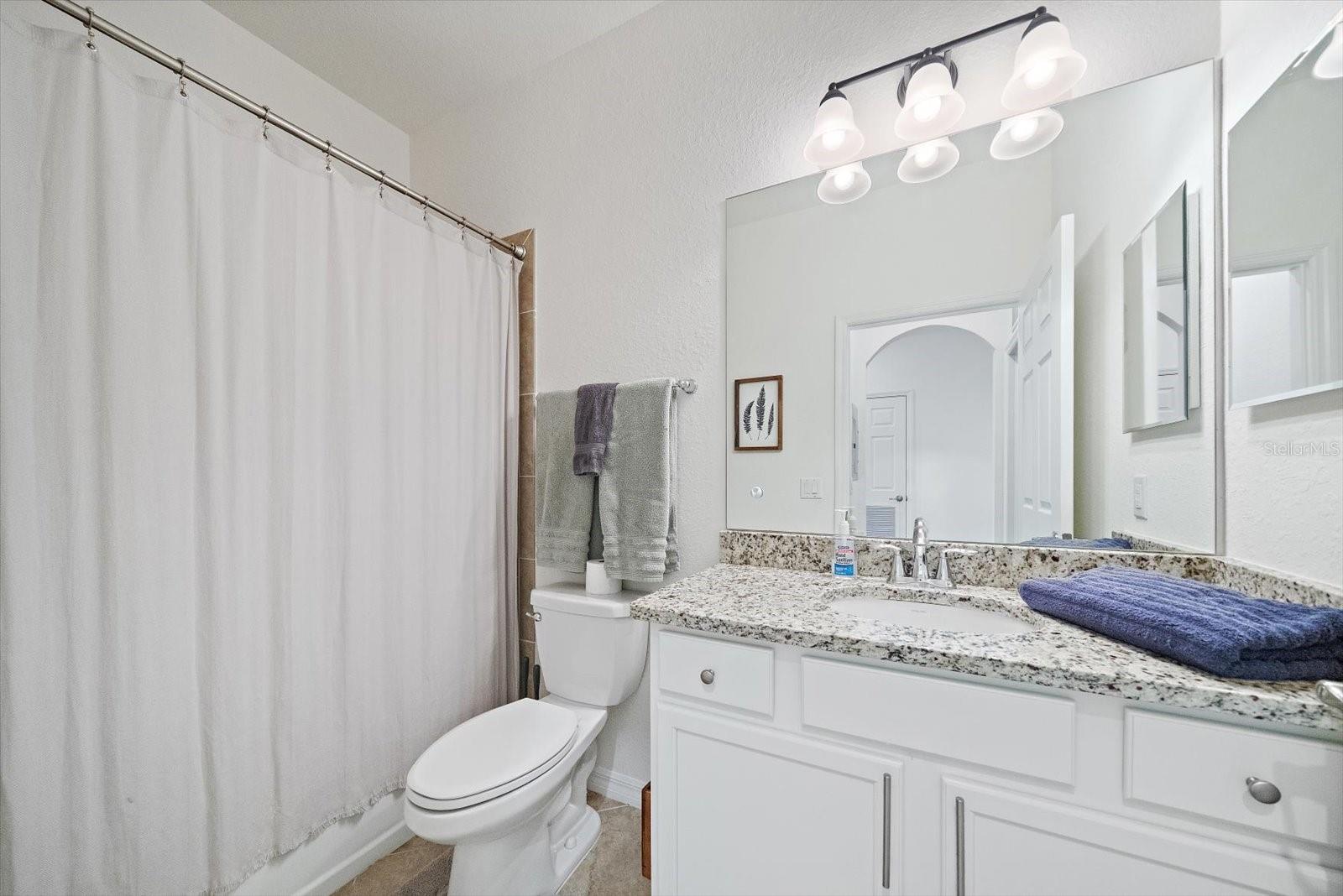 Image 18 of 52 For 17006 Vardon Terrace 401