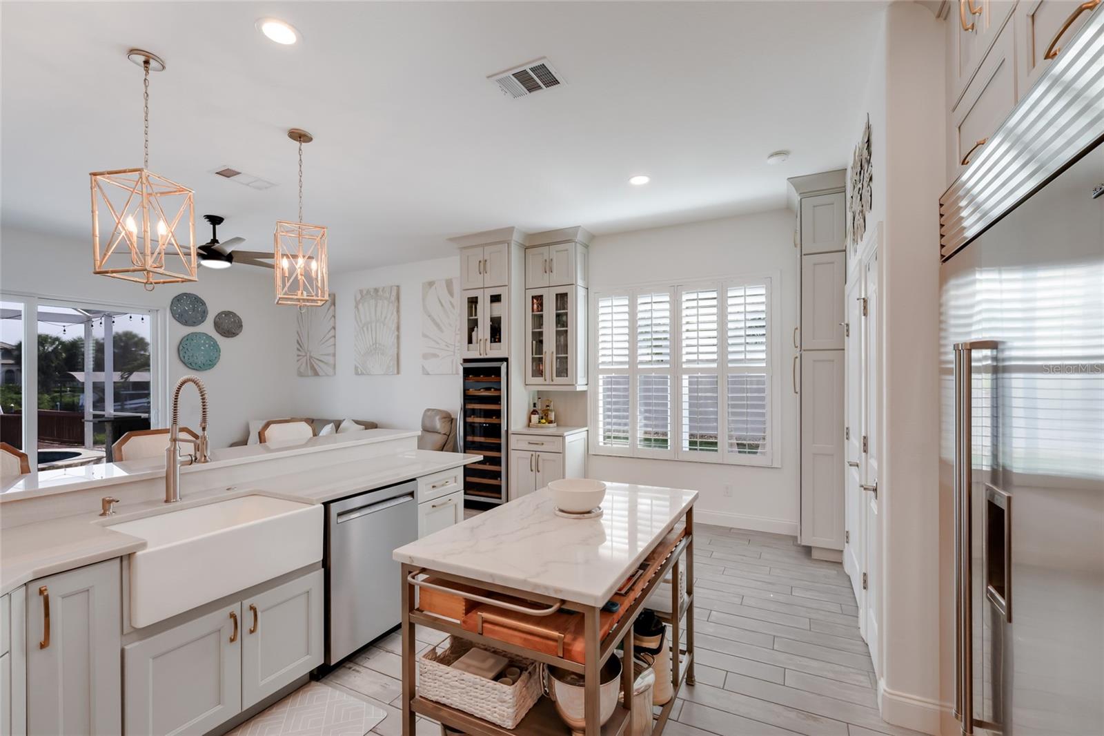 Image 12 of 54 For 3707 5th Avenue Ne