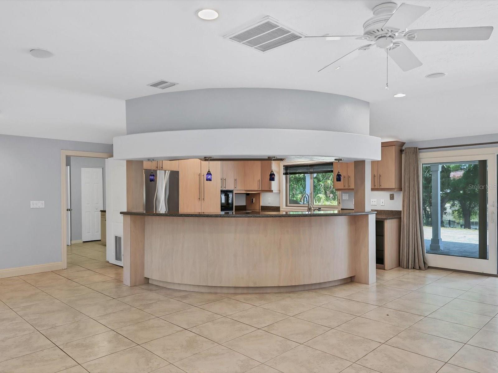 Image 8 of 39 For 3424 Tanglewood Drive