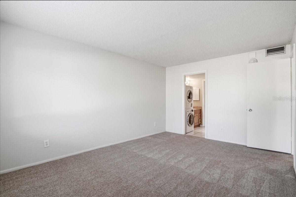 Image 23 of 30 For 3700 Osprey Avenue 115