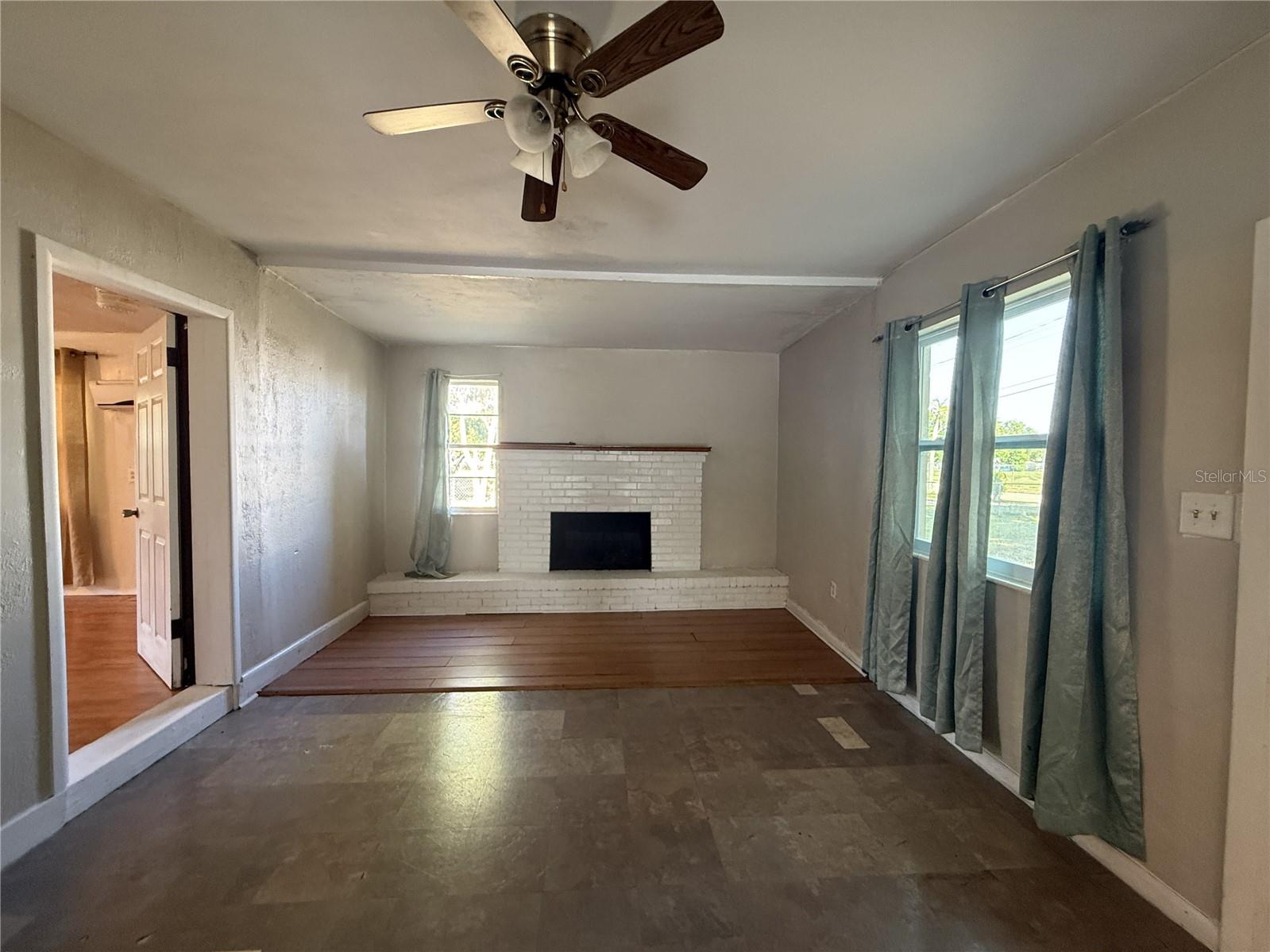 Image 12 of 30 For 915 14th Street E