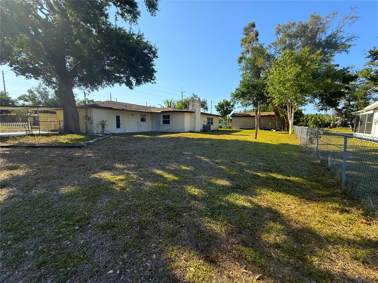 Image 29 of 30 For 915 14th Street E