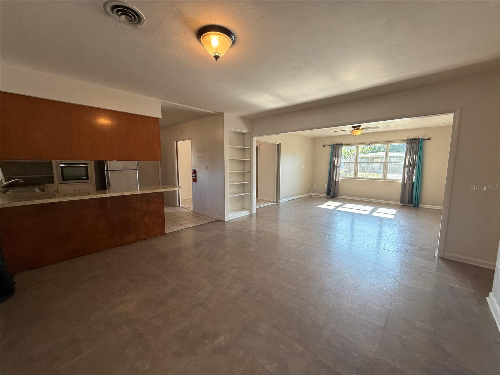 Image 5 of 30 For 915 14th Street E