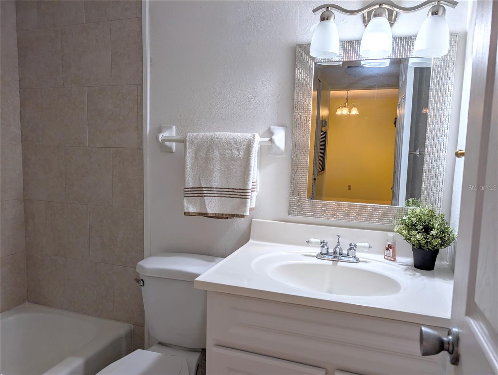 Image 17 of 28 For 4111 Heron Way E-103