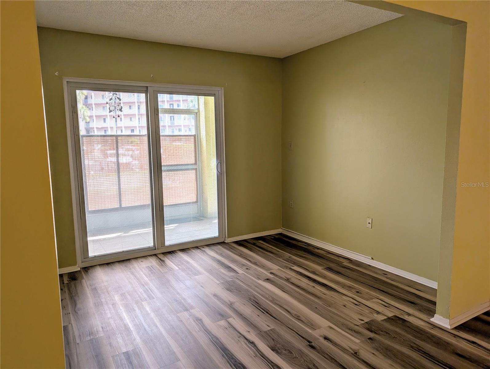Image 6 of 28 For 4111 Heron Way E-103
