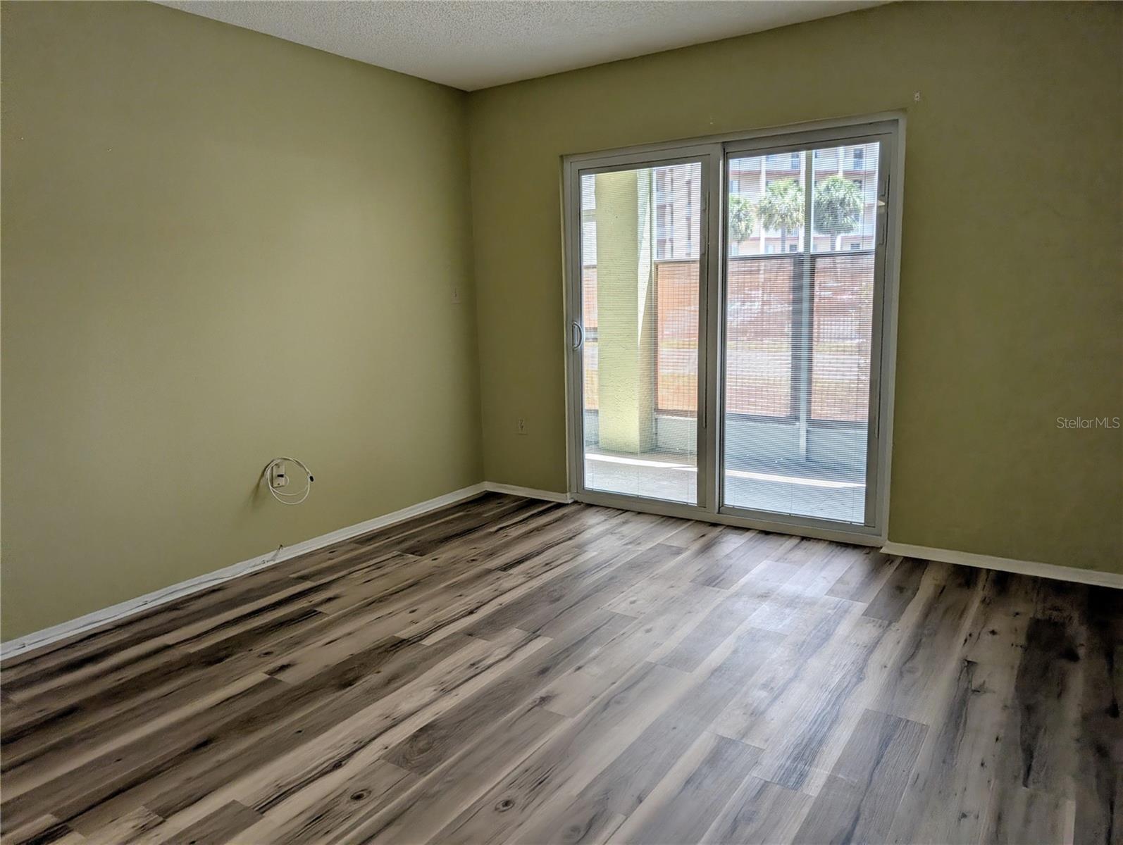 Image 9 of 28 For 4111 Heron Way E-103