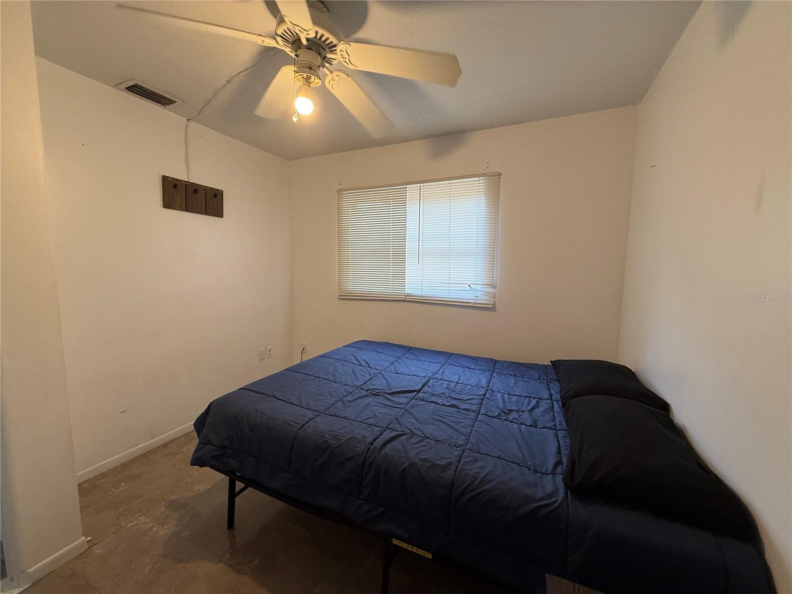 Image 11 of 19 For 2402 9th Street E
