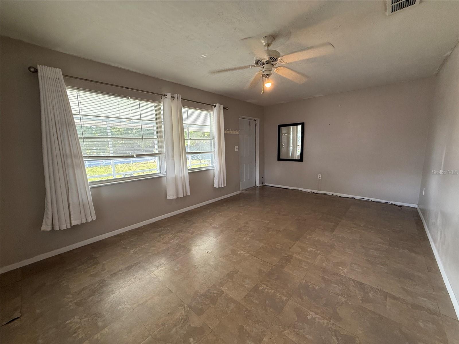Image 3 of 19 For 2402 9th Street E