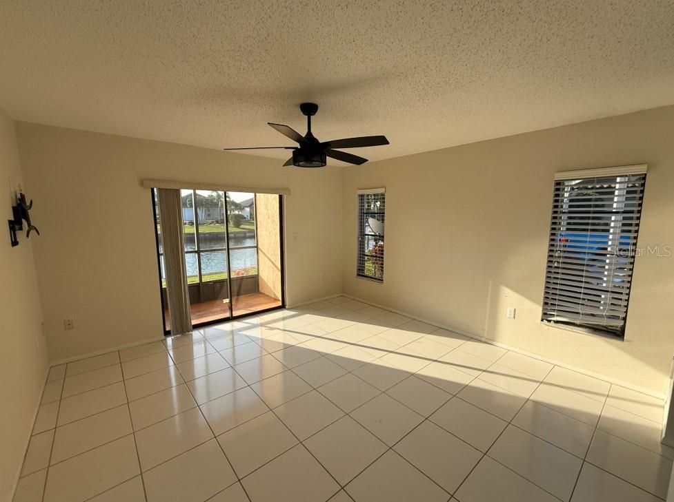 Image 7 of 12 For 1204 Spanish Cay Lane A
