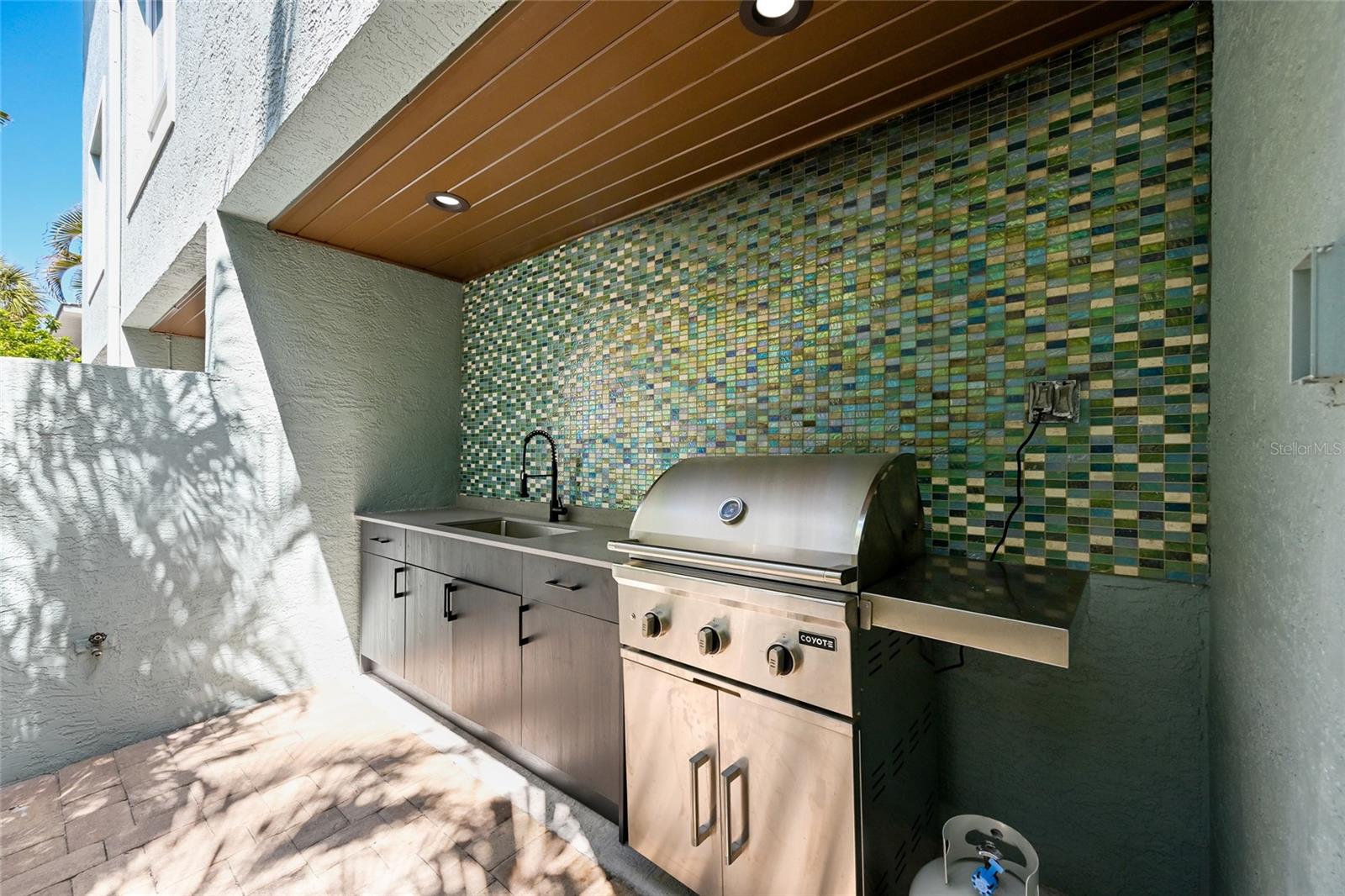 Image 35 of 68 For 109 6th Street N A & B