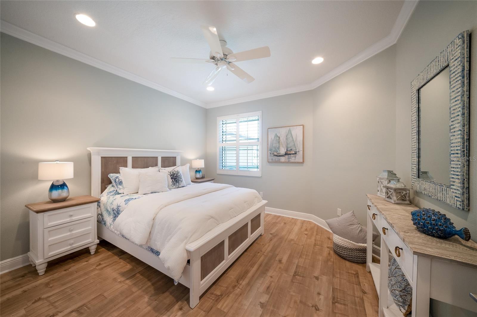 Image 29 of 47 For 6516 Moorings Point Circle 201