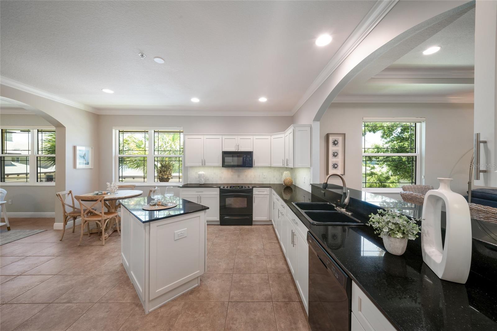 Image 7 of 47 For 6516 Moorings Point Circle 201