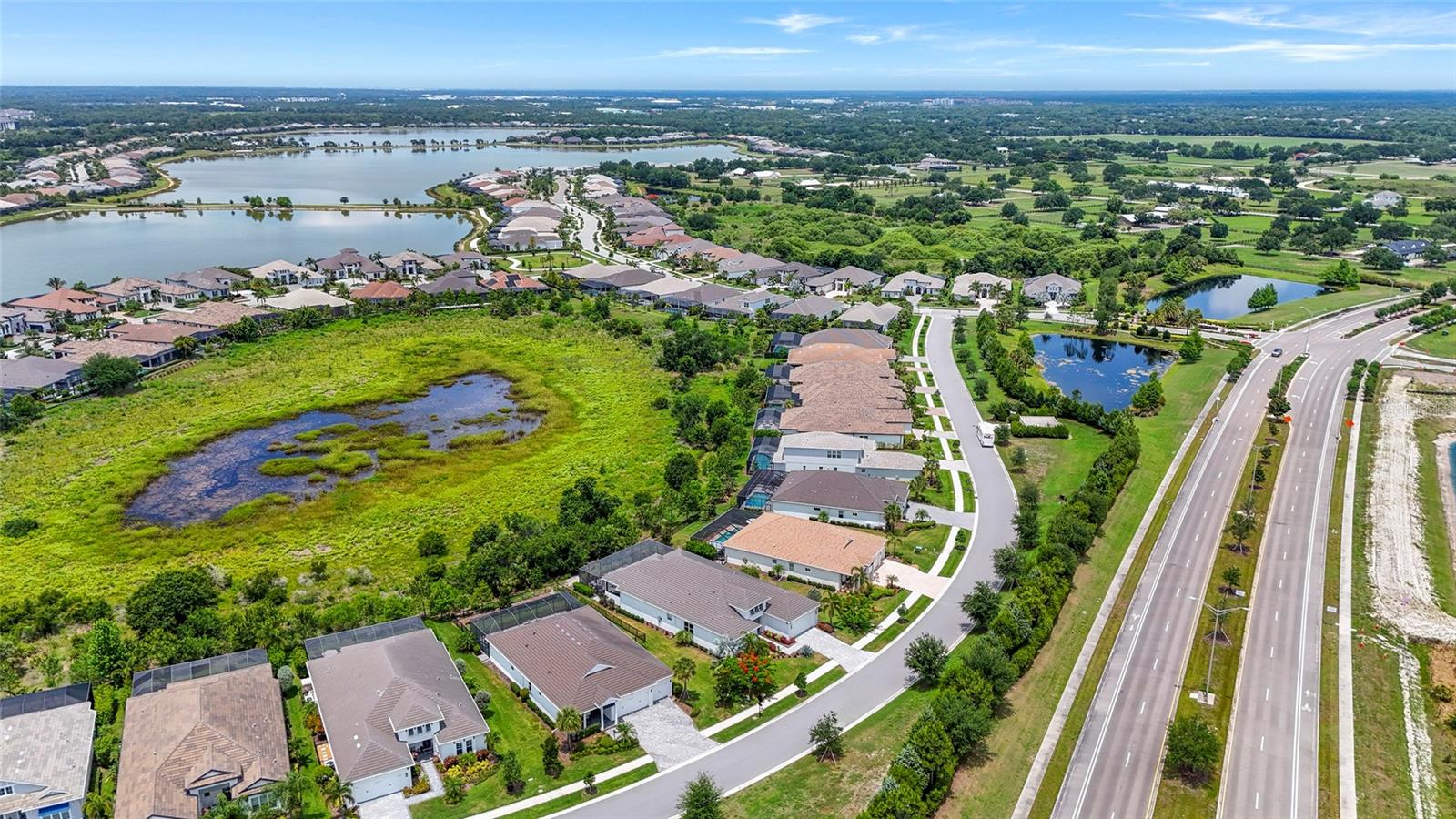 Image 71 of 95 For 733 Tailwind Place