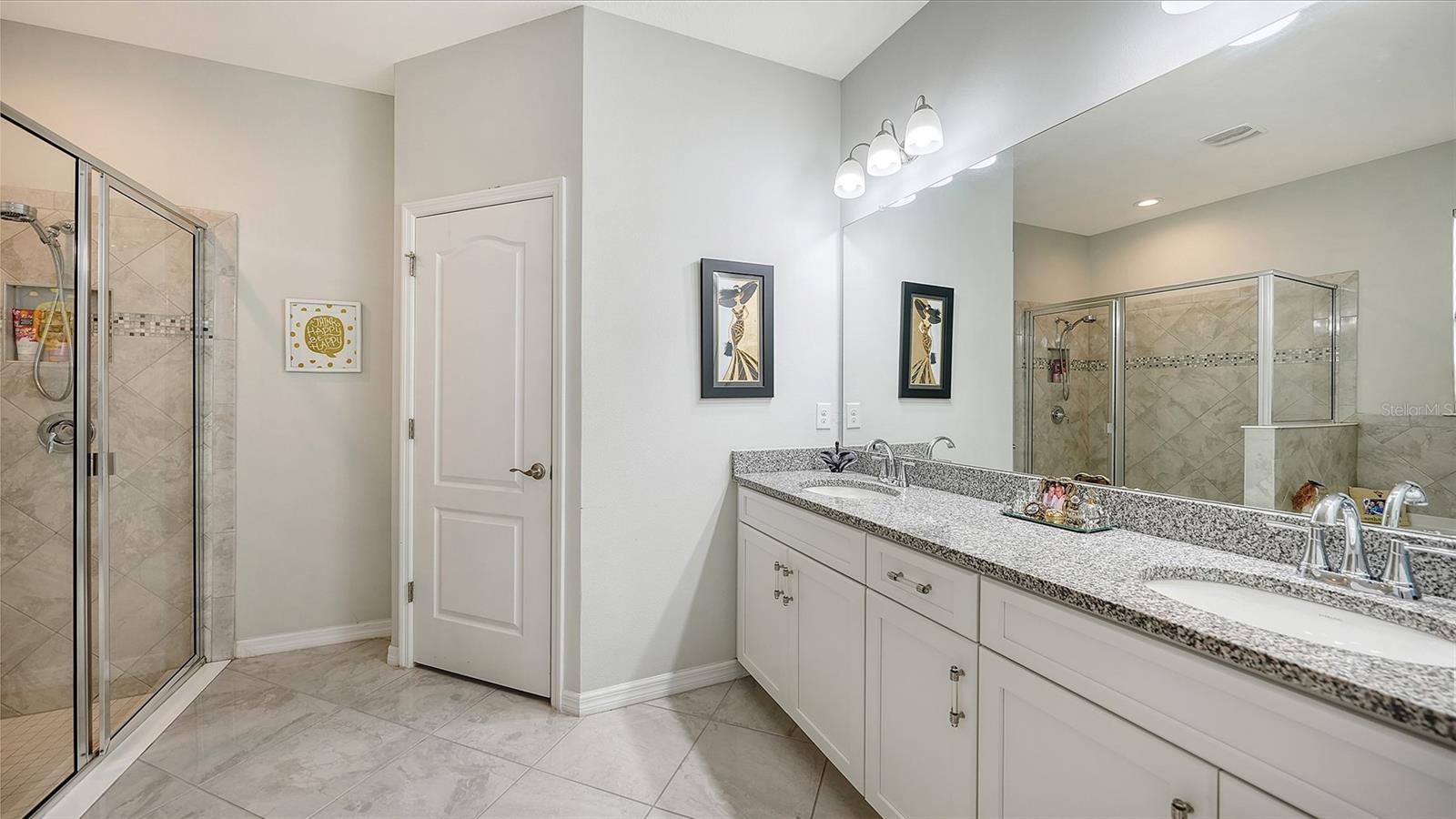 Image 17 of 36 For 2858 Oriole Drive