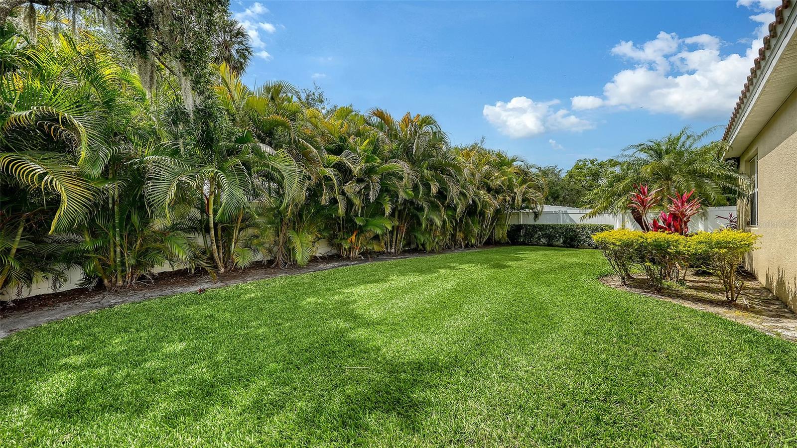 Image 8 of 36 For 2858 Oriole Drive