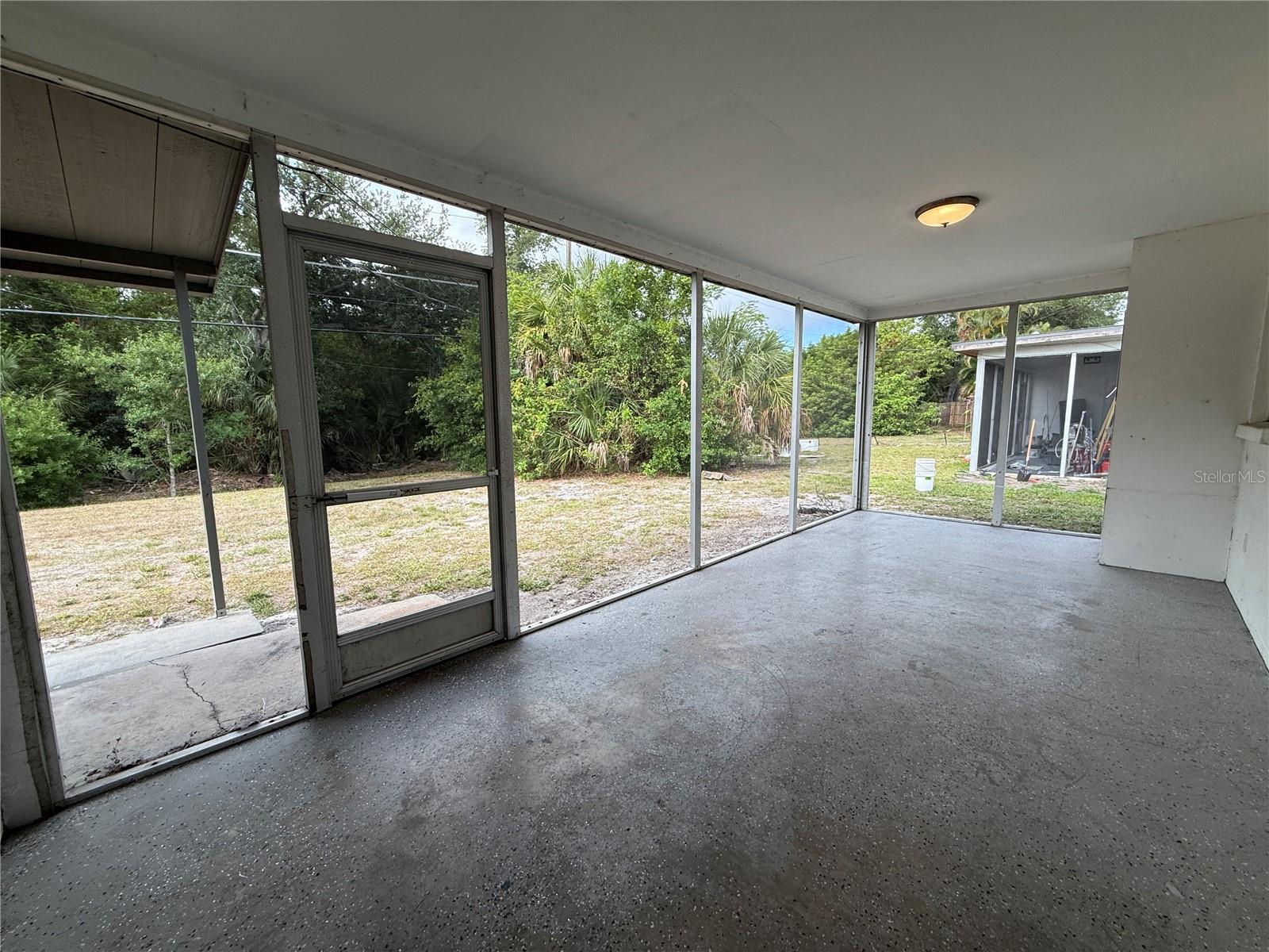 Image 13 of 14 For 464 Briarwood Road