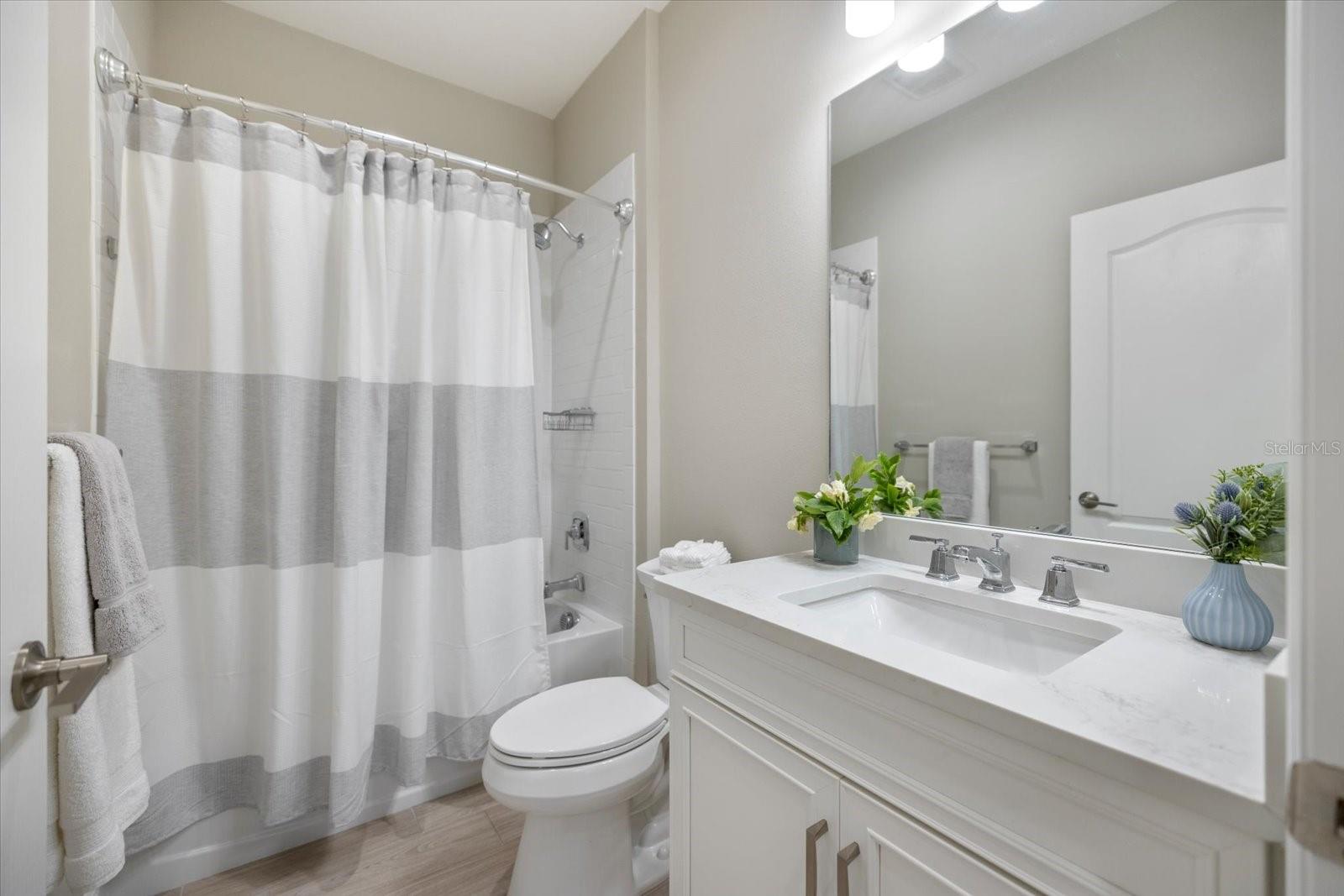 Image 25 of 54 For 27540 Janzen Court