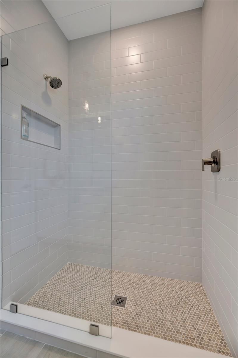 Image 47 of 97 For 1124 Waterline Court