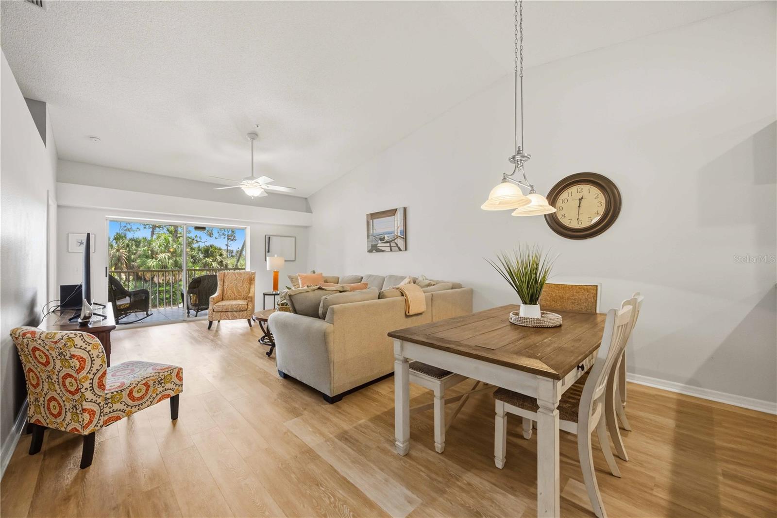 Image 11 of 68 For 8951 Veranda Way 623