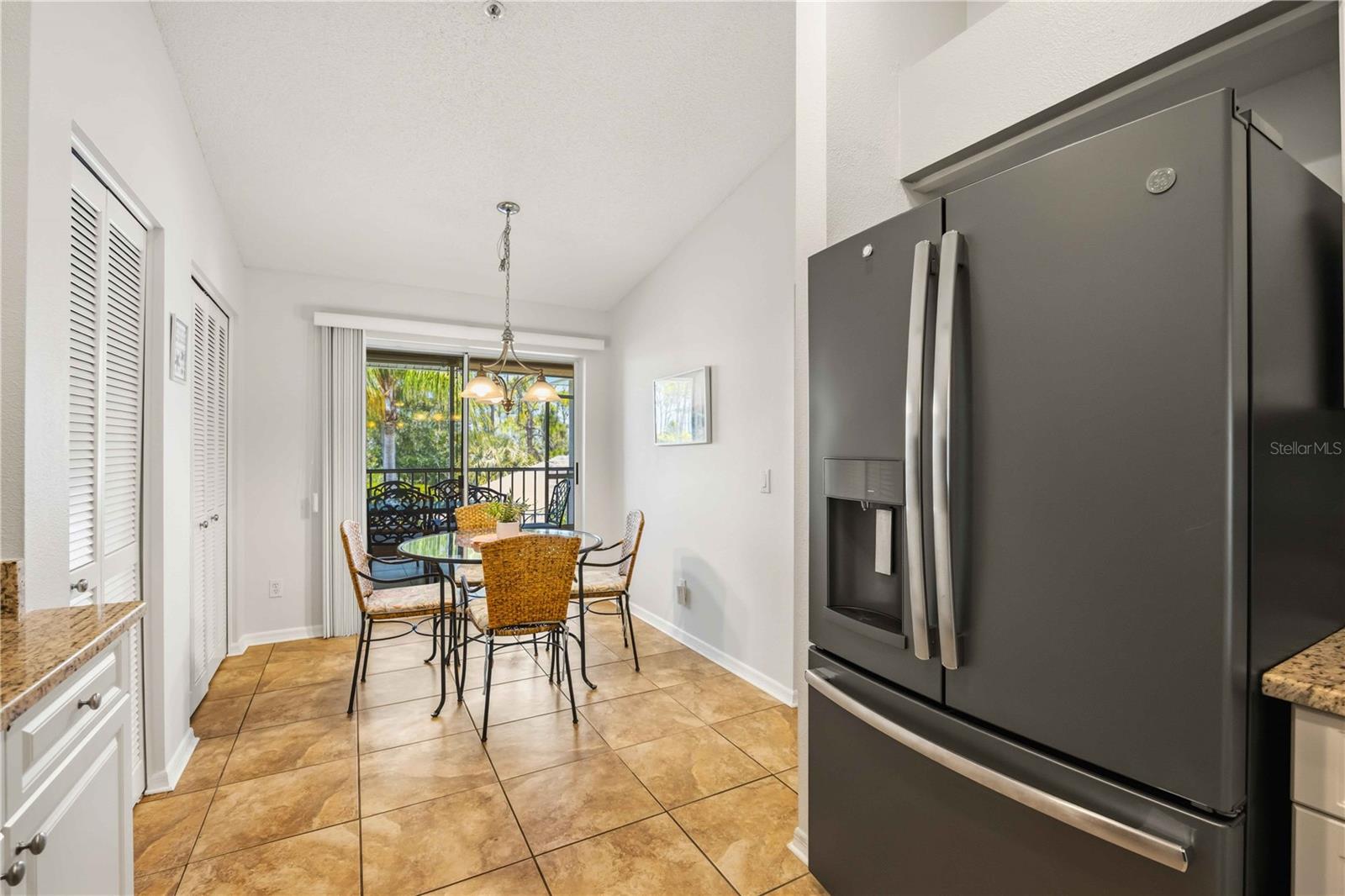Image 20 of 68 For 8951 Veranda Way 623