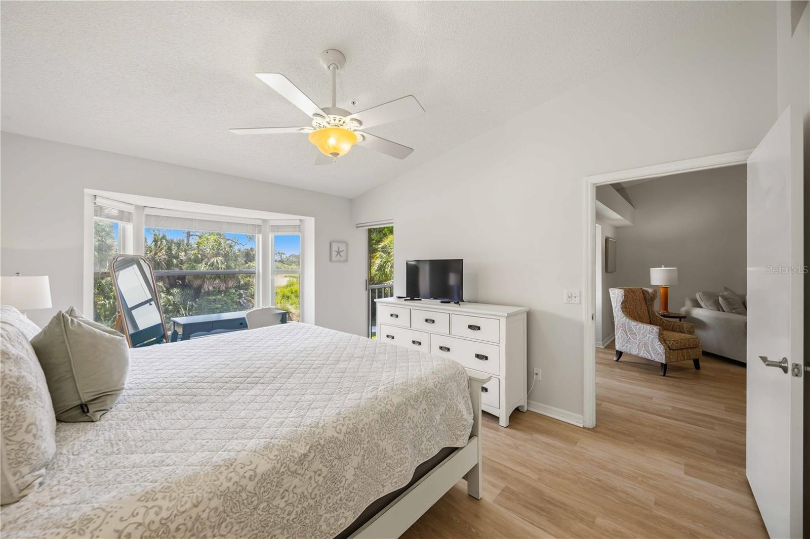 Image 32 of 68 For 8951 Veranda Way 623