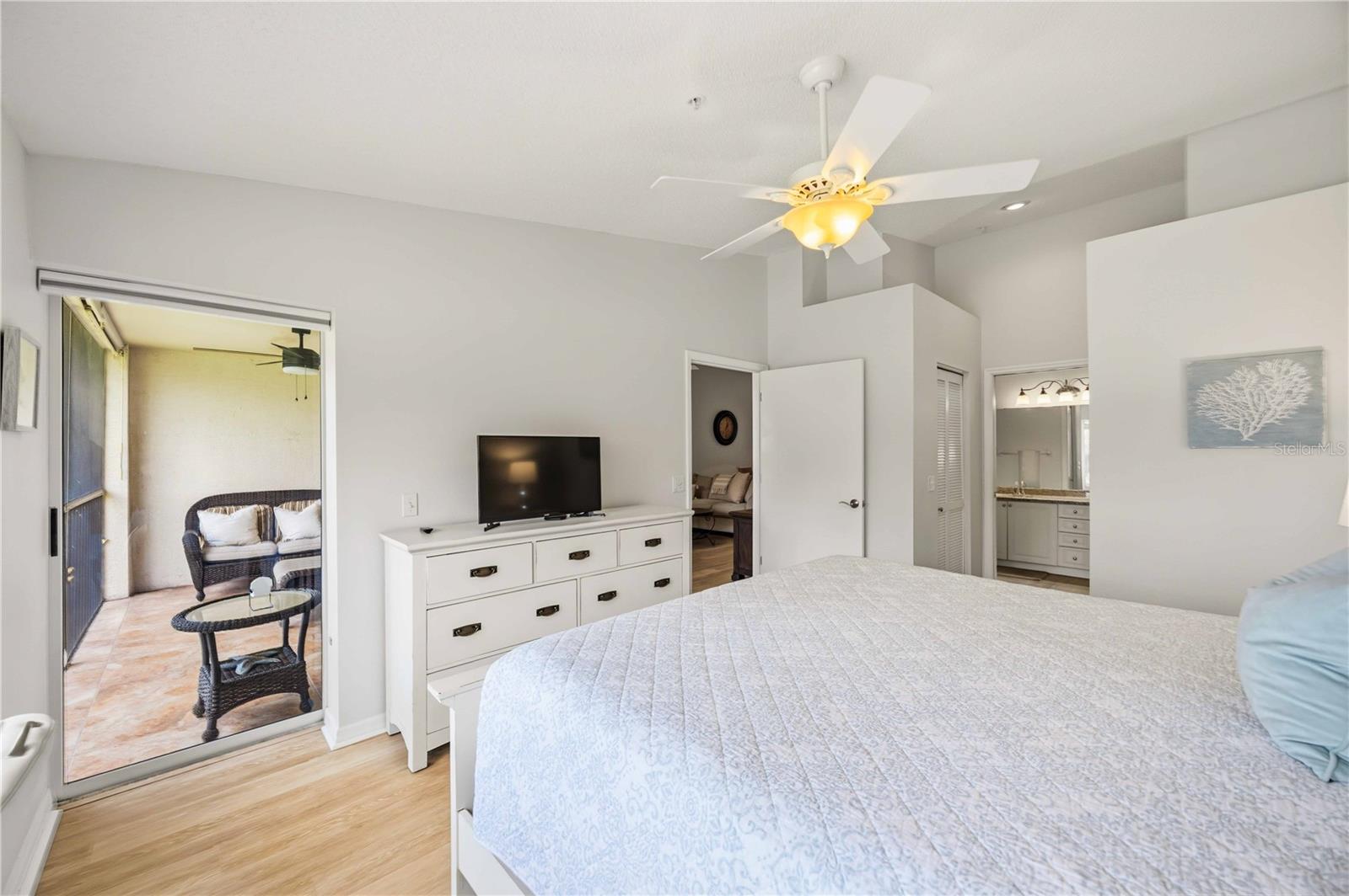Image 35 of 68 For 8951 Veranda Way 623
