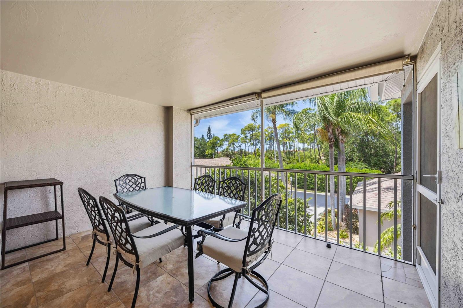 Image 46 of 68 For 8951 Veranda Way 623