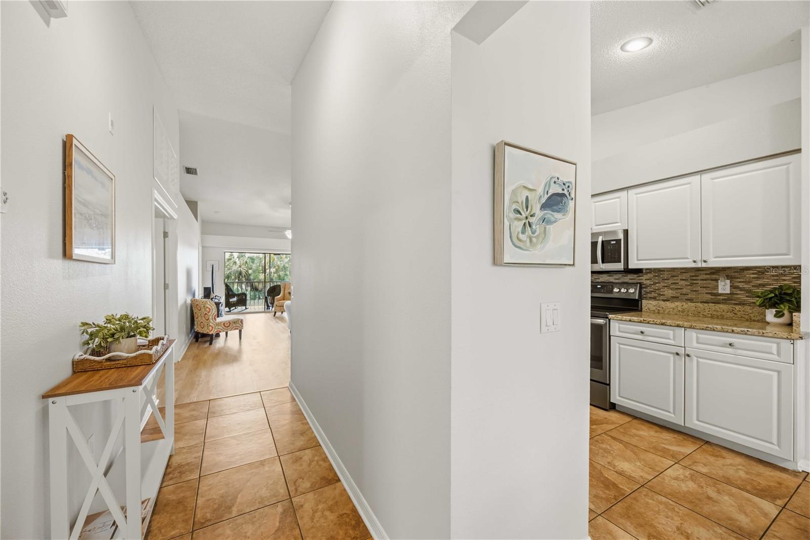 Image 5 of 68 For 8951 Veranda Way 623