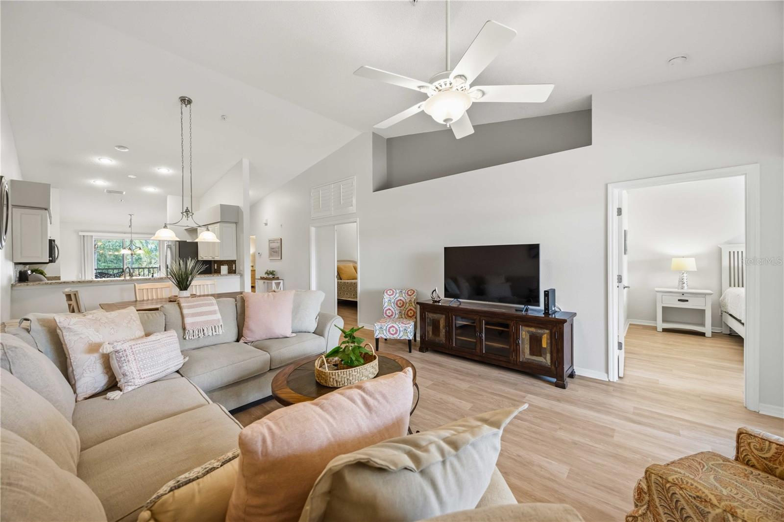 Image 9 of 68 For 8951 Veranda Way 623