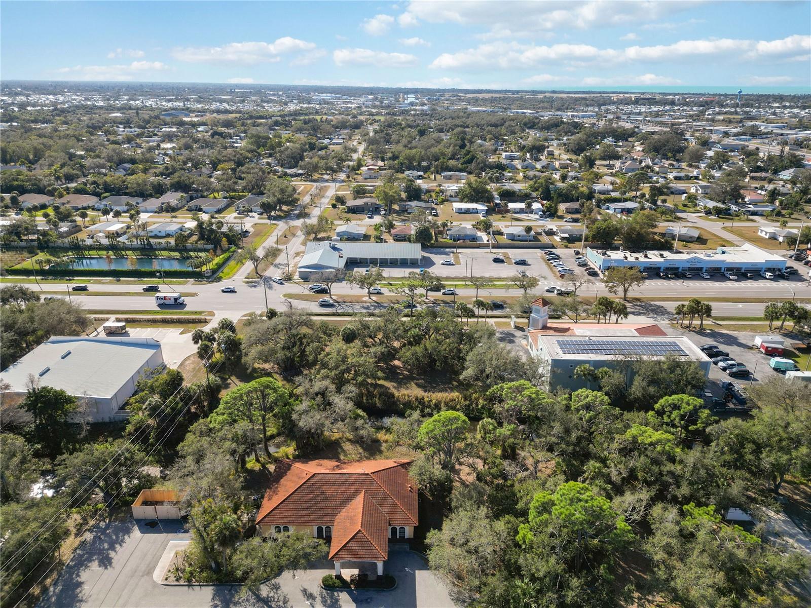Image 9 of 19 For 841 Venice Avenue