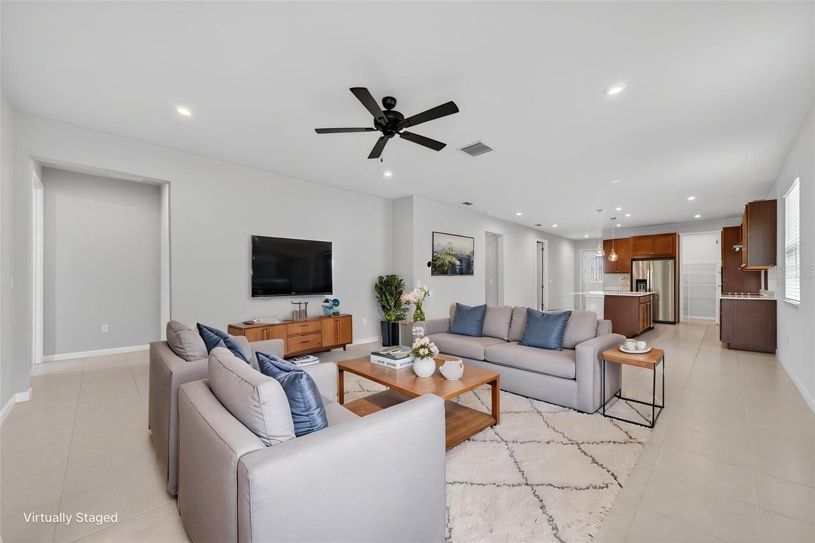 Image 14 of 60 For 20458 Bandera Place