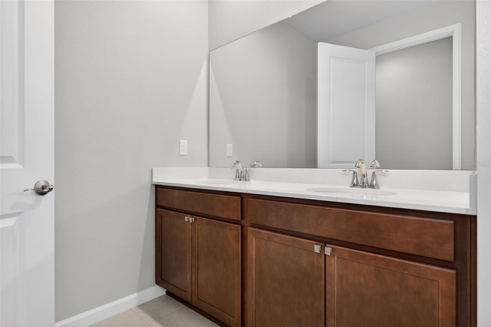 Image 23 of 60 For 20458 Bandera Place