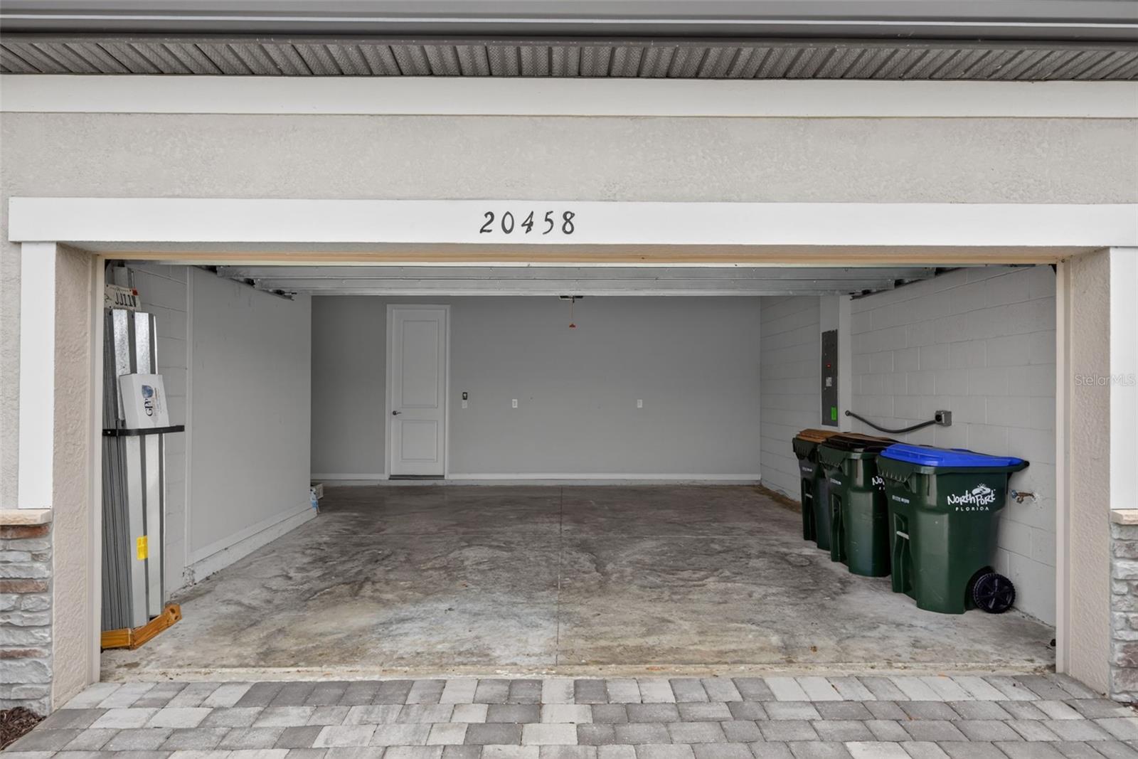 Image 26 of 60 For 20458 Bandera Place