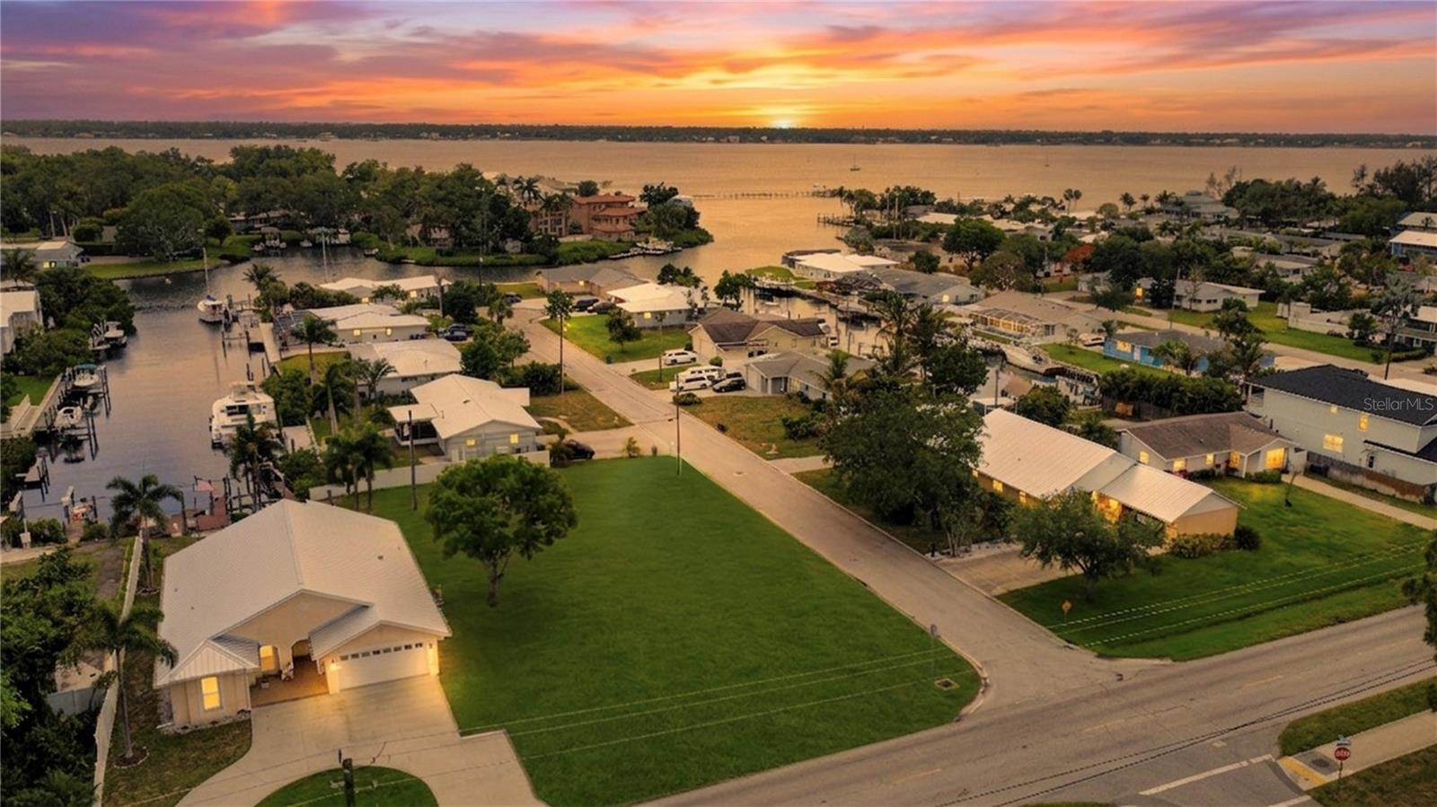 Details for 2213 10th Street W, PALMETTO, FL 34221