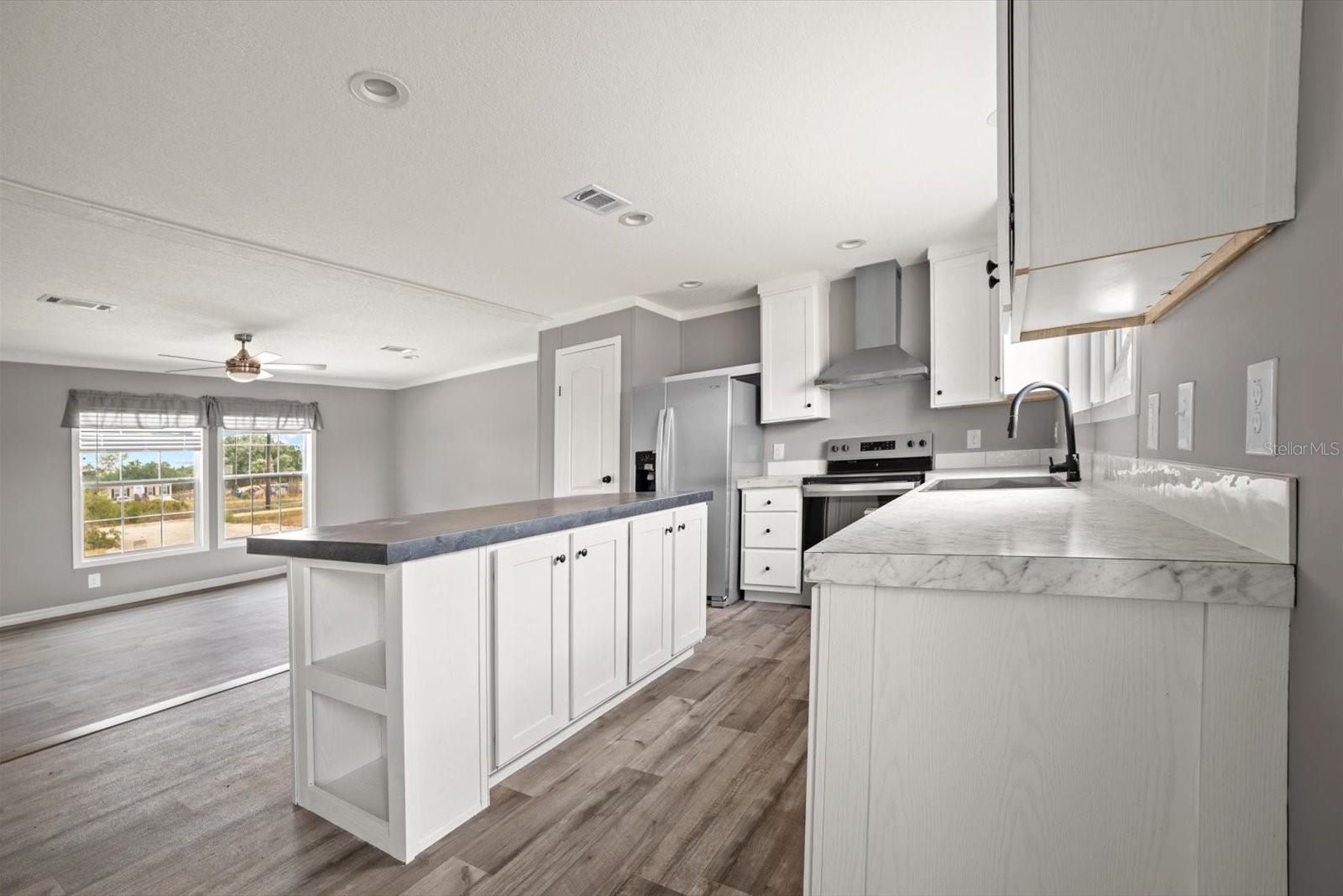 Image 6 of 36 For 20968 264th Street