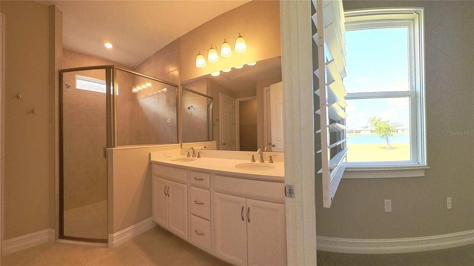 Image 15 of 35 For 419 Ibiza Loop