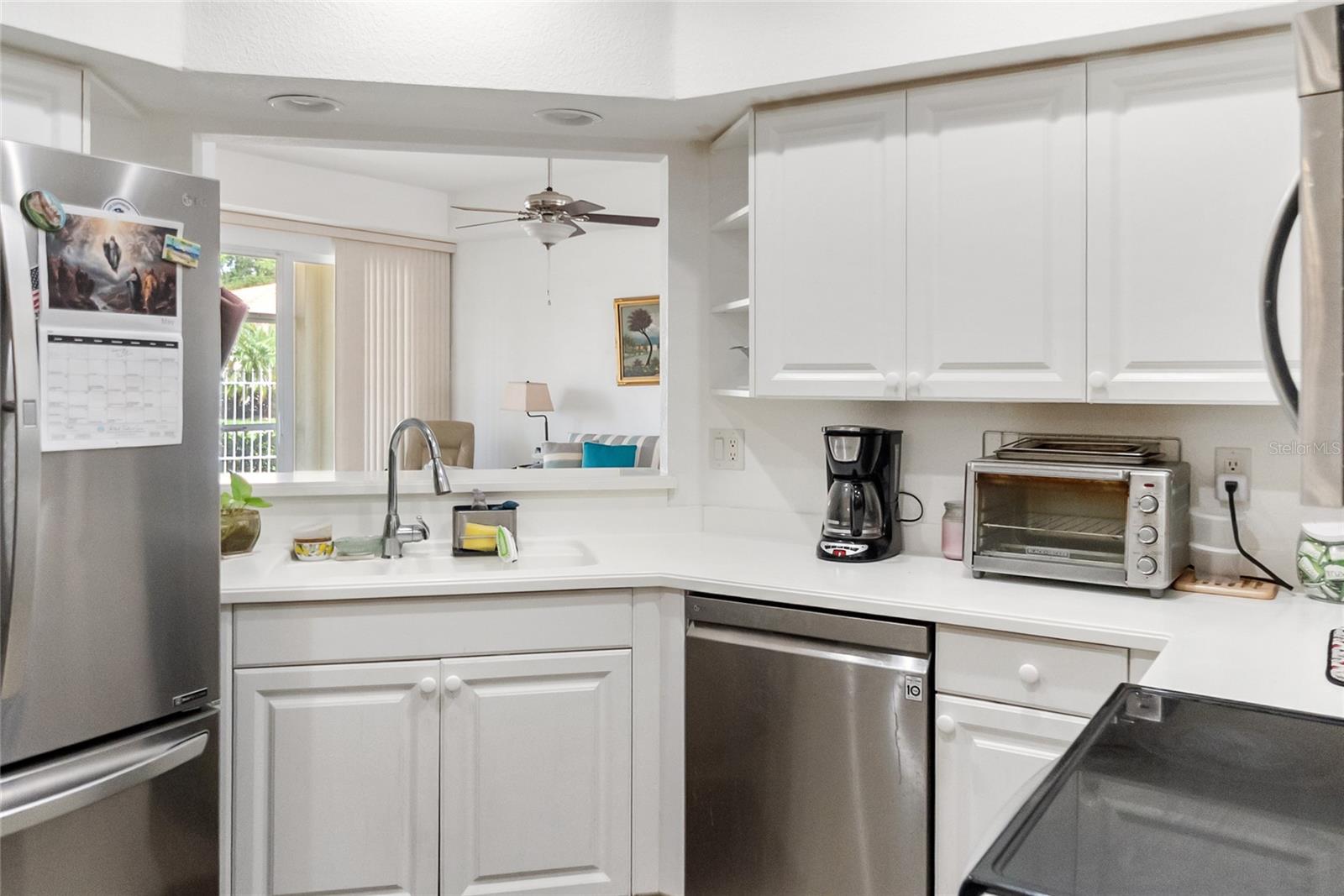 Image 18 of 29 For 7343 Fountain Palm Circle Na