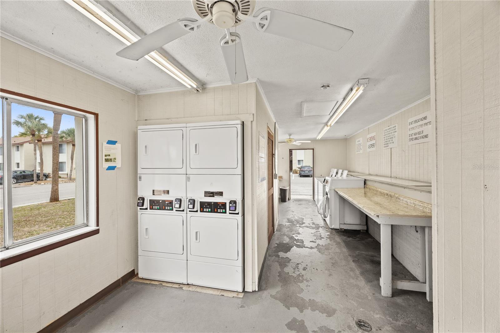 Image 18 of 21 For 2717 Hidden Lake Boulevard B