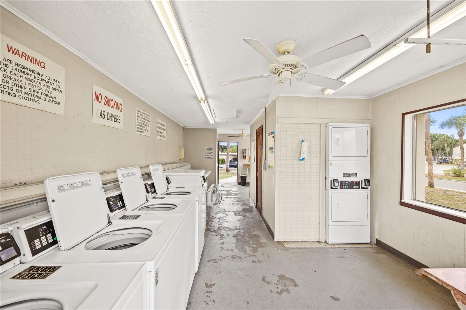 Image 20 of 21 For 2717 Hidden Lake Boulevard B