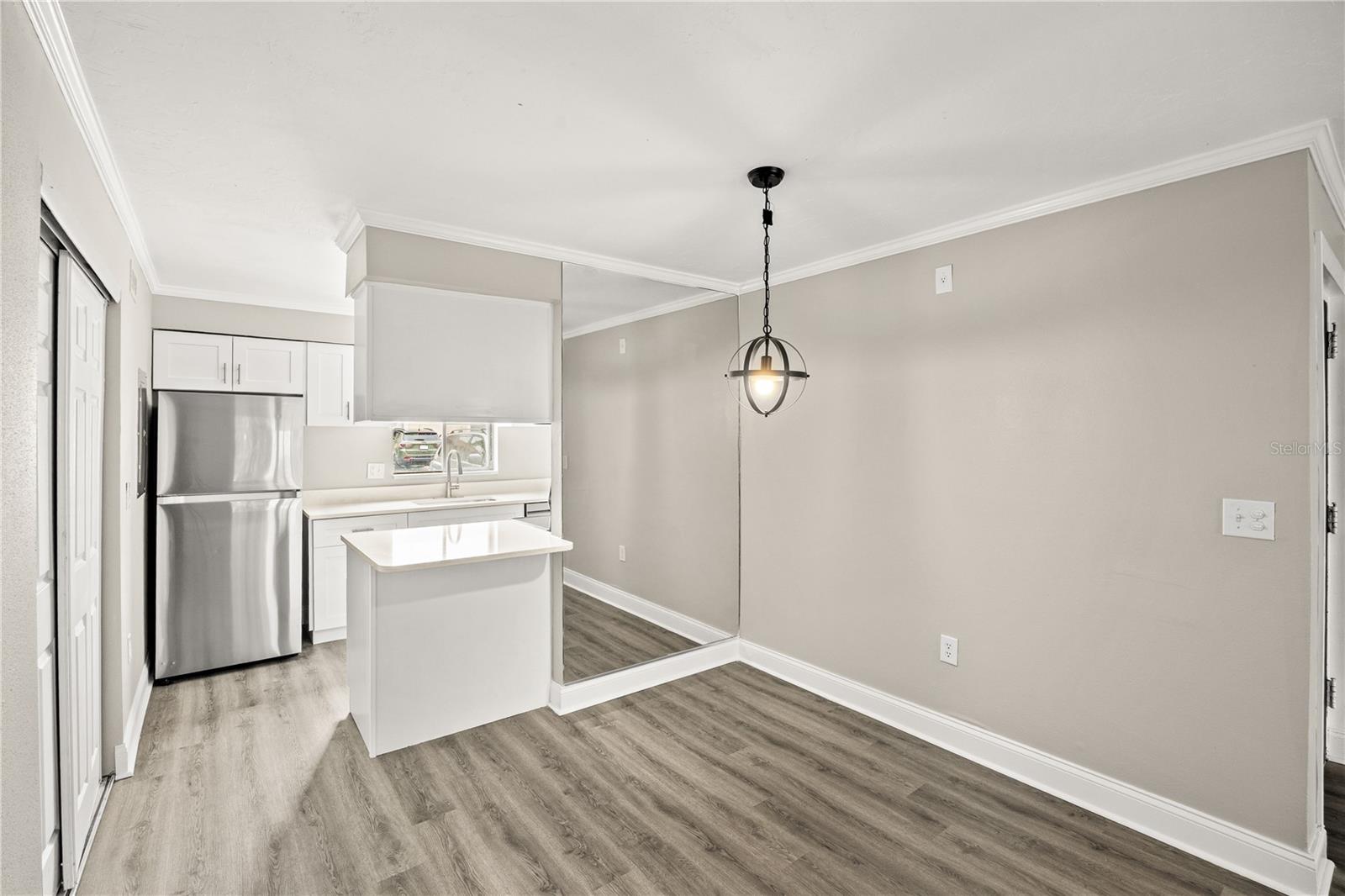 Image 3 of 21 For 2717 Hidden Lake Boulevard B