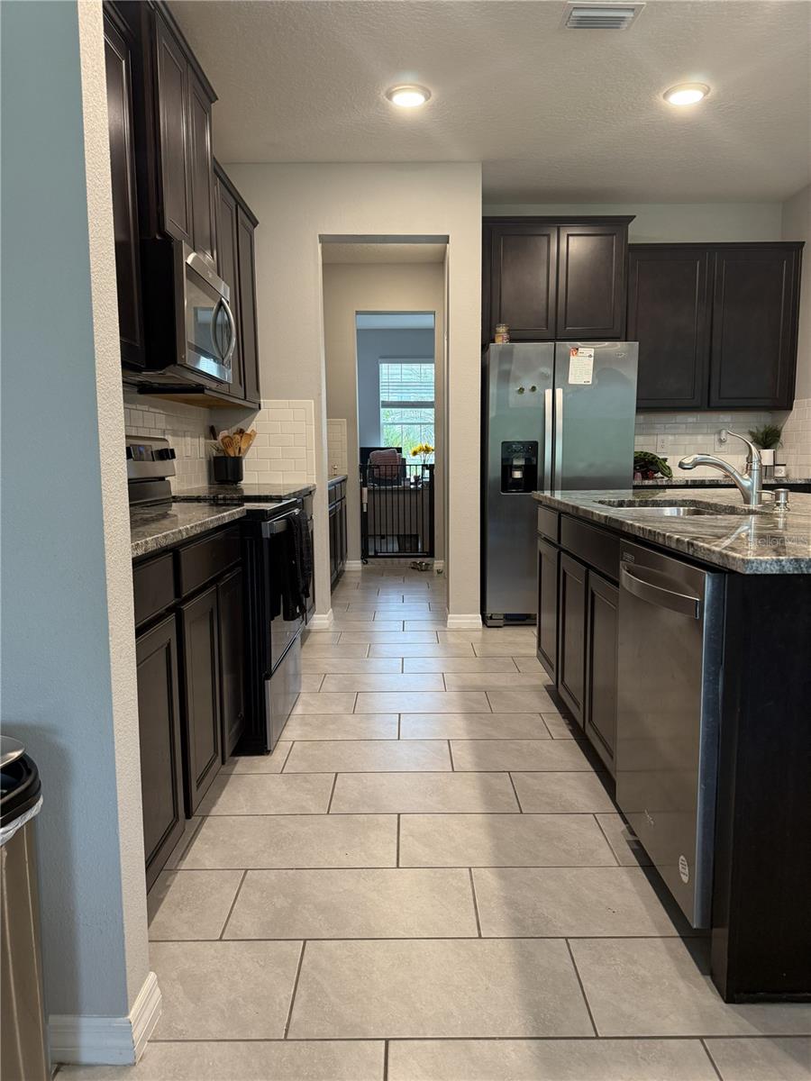 Image 10 of 32 For 17637 Cantarina Cove